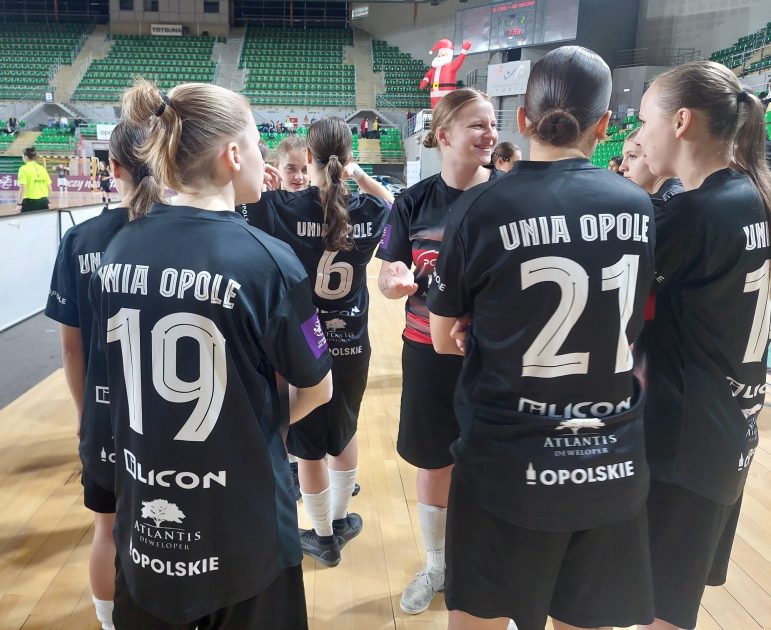 Poznaliśmy ćwierćfinalistów Młodzieżowych Mistrzostw Polski w Futsalu U-19 1 ks komax unia opole futsal u 19